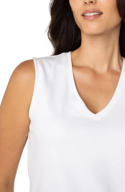 Tees-Liverpool Los Angeles SLEEVELESS V NECK KNIT TOP White
