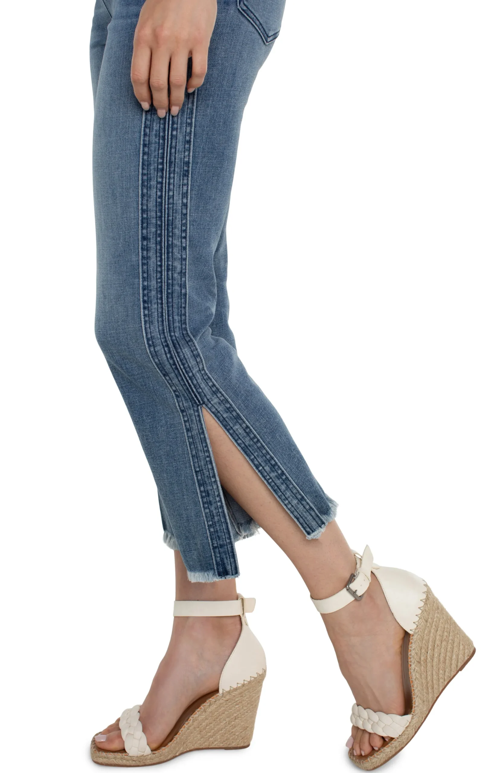 Jeans|Crops-Liverpool Los Angeles THE GIA GLIDER® CROP ECO FLARE Cherrycreek